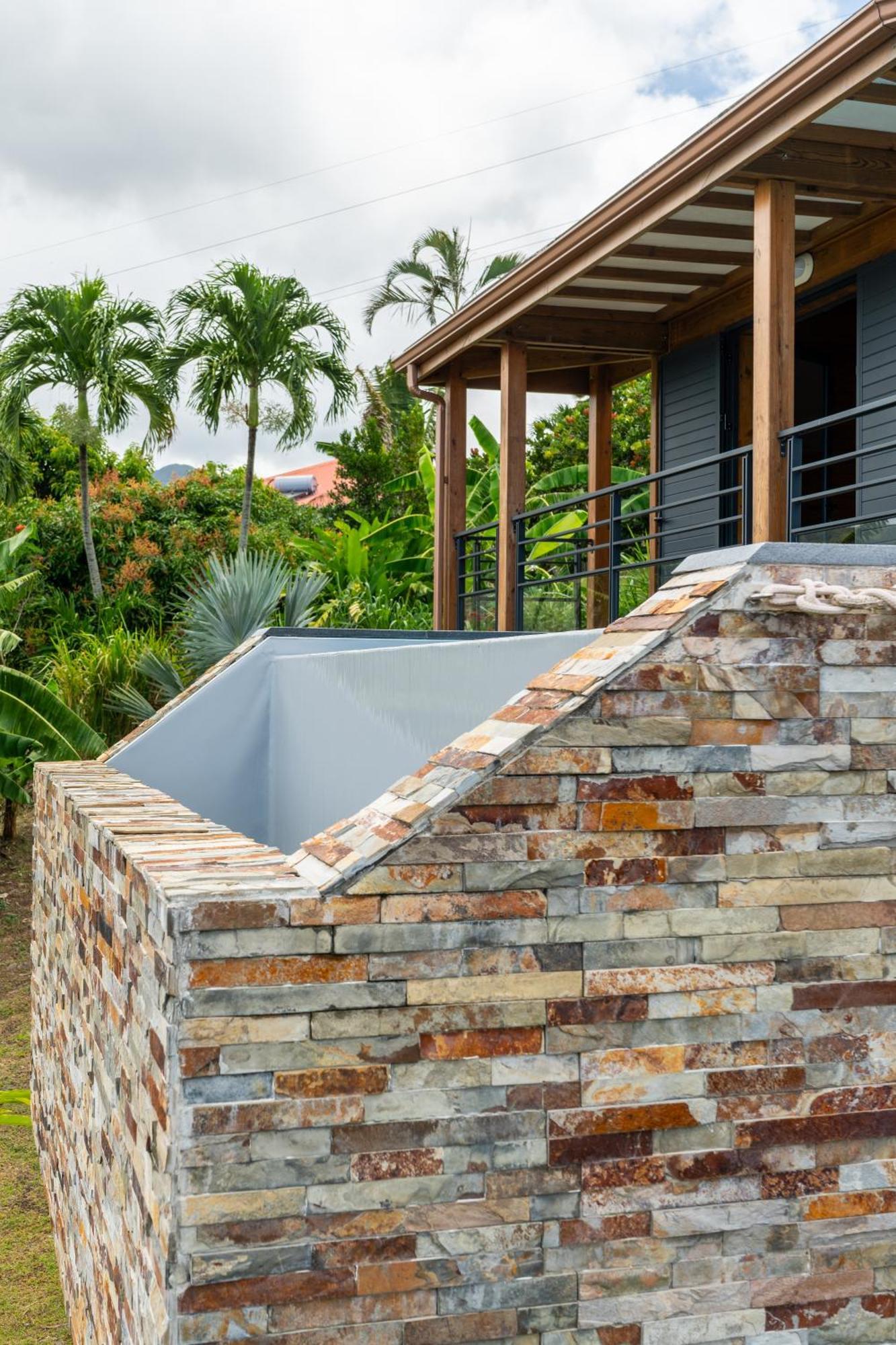 Calypso Bay Villa Bouillante Exterior photo